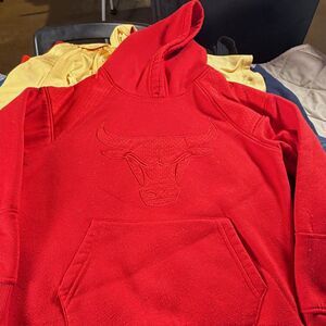 Ultra Game NBA Chicago Bulls Basketball Sweatshirt Hoodie Red Size 8
